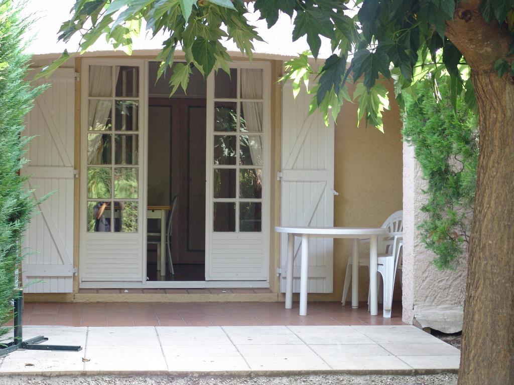 Les Jardins De La Mer Grimaud Exteriör bild